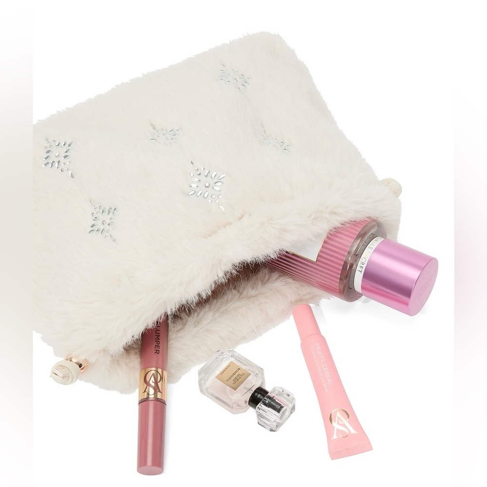 Victoria’s Secret Luxe Plush 3-Piece Travel Accessories Gift Set - Picture 7 of 7